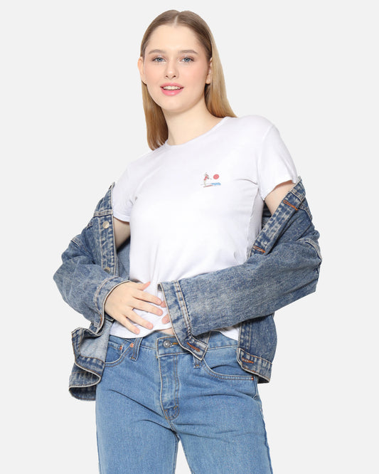 Sandbreese Find Your Wave white T-shirt worn by a woman